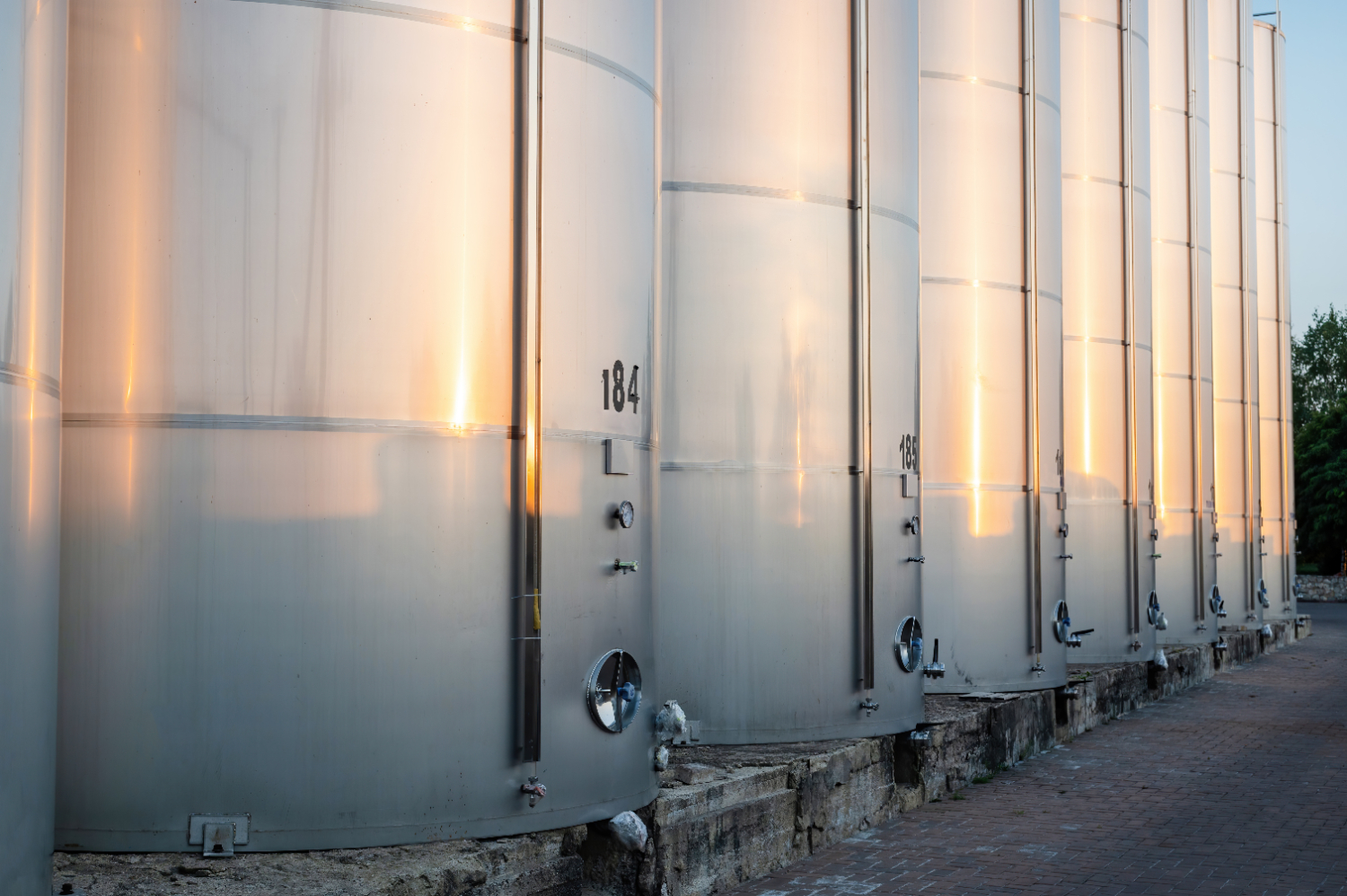 Role of Wholesale Fuel Distributors in the Market